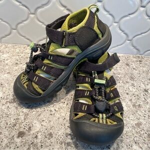 KEEN Newport H2 Sandals Black Green 12